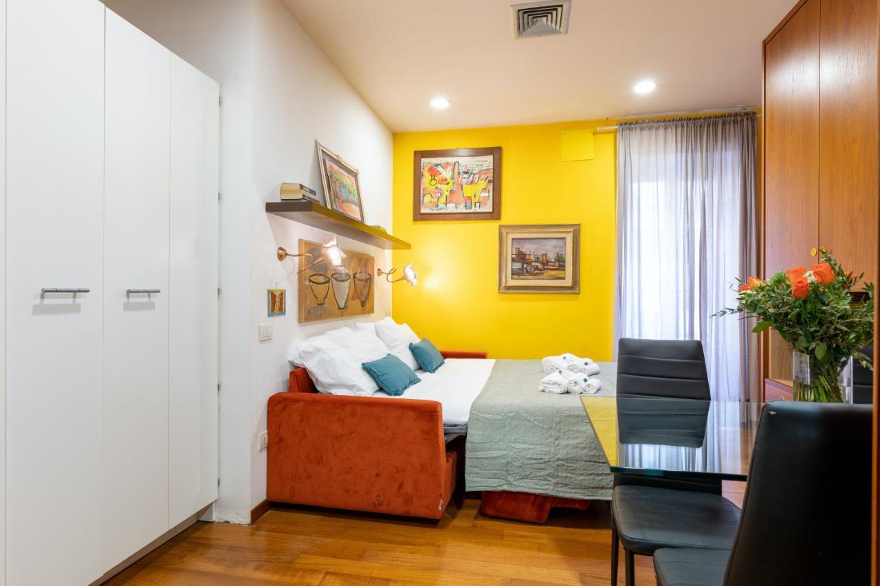 Rome As You Feel - Cozy Apartments In San Giovanni Exterior photo